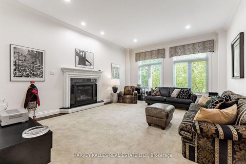 Photo 18 at 145 Rodeo Drive, Yorkhill, Vaughan