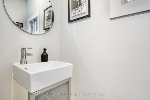 Photo 15 at 38 Halton Street, Bellwoods, Toronto
