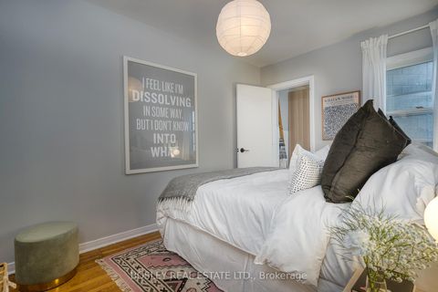 Photo 19 at 38 Halton Street, Bellwoods, Toronto