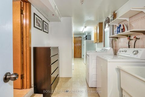 Photo 28 at 38 Halton Street, Bellwoods, Toronto