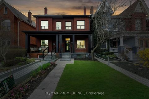 Photo 0 at 388 Crawford Street, Bellwoods, Toronto