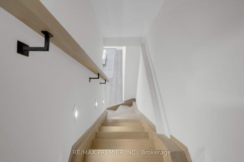 Photo 30 at 388 Crawford Street, Bellwoods, Toronto