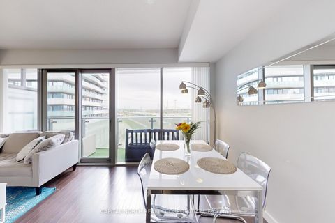 Photo 7 at 605 - 70 Distillery Lane, Waterfront Communities C8, Toronto