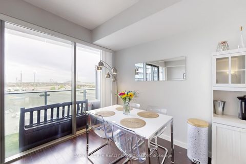 Photo 8 at 605 - 70 Distillery Lane, Waterfront Communities C8, Toronto