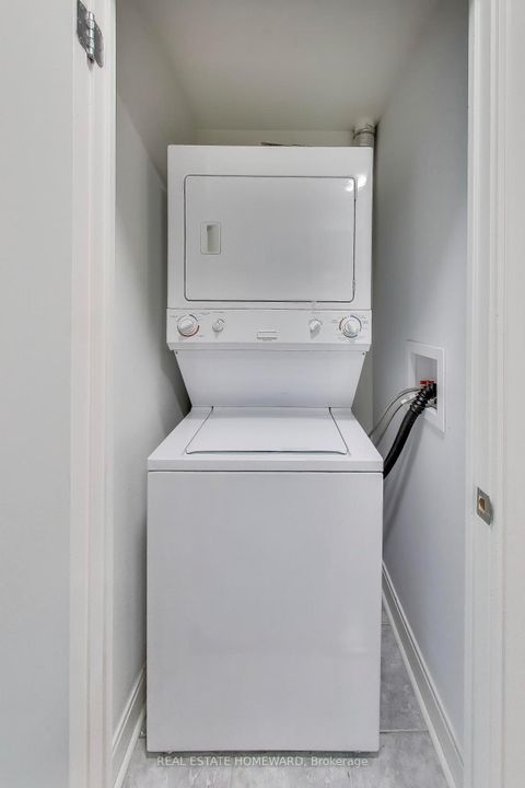 Photo 20 at 305 - 21 Scollard Street, Annex, Toronto