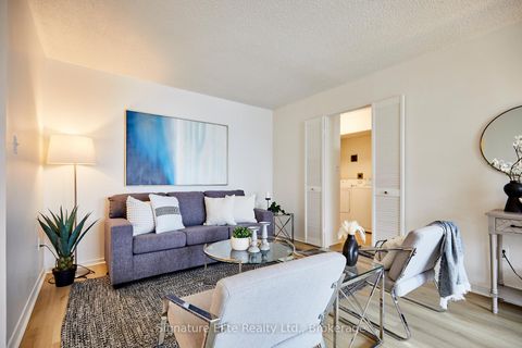 Photo 5 at 906 - 90 Ling Road, West Hill, Toronto