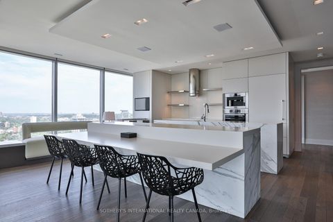 Photo 7 at 2503/2504 - 50 Yorkville Avenue, Annex, Toronto