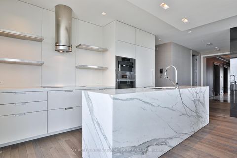 Photo 10 at 2503/2504 - 50 Yorkville Avenue, Annex, Toronto