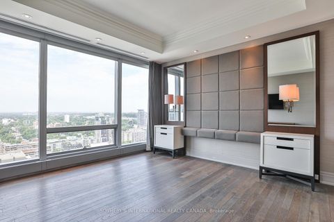 Photo 13 at 2503/2504 - 50 Yorkville Avenue, Annex, Toronto