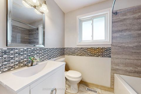 Photo 9 at 267 Grove Street E, Wellington, Barrie