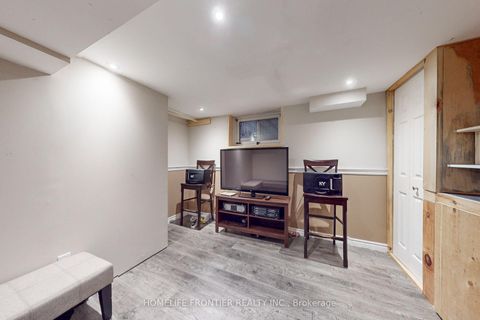 Photo 11 at 267 Grove Street E, Wellington, Barrie