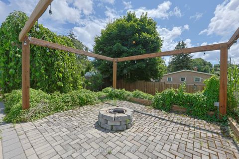 Photo 18 at 267 Grove Street E, Wellington, Barrie