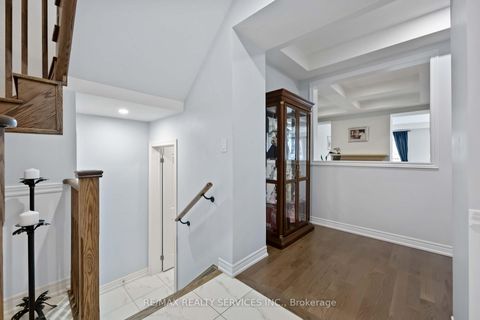 Photo 4 at 40 Mersey Street, Kleinburg, Vaughan