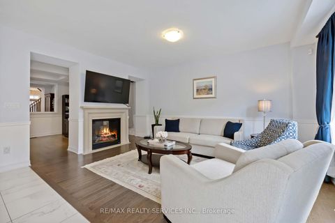 Photo 13 at 40 Mersey Street, Kleinburg, Vaughan