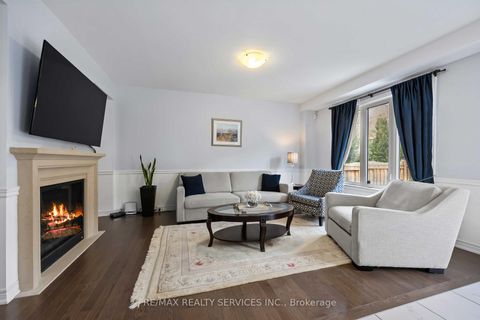 Photo 15 at 40 Mersey Street, Kleinburg, Vaughan