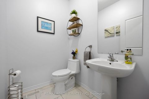 Photo 24 at 40 Mersey Street, Kleinburg, Vaughan