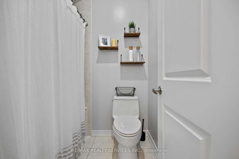 Photo 32 at 40 Mersey Street, Kleinburg, Vaughan