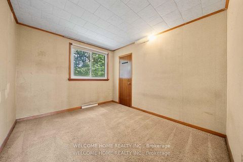 Photo 10 at 10 Pengelly Court, Birchmount, Toronto