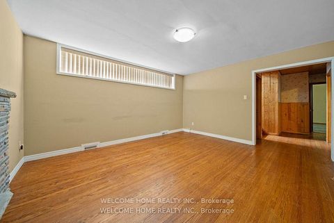 Photo 22 at 10 Pengelly Court, Birchmount, Toronto