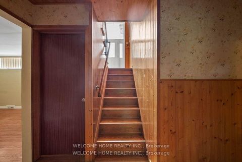 Photo 24 at 10 Pengelly Court, Birchmount, Toronto