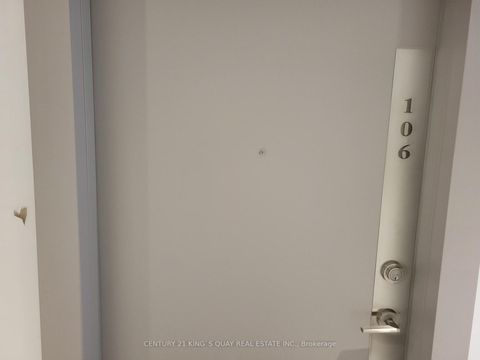 Photo 2 at 106 - 3220 Sheppard Avenue E, Sullivan, Toronto