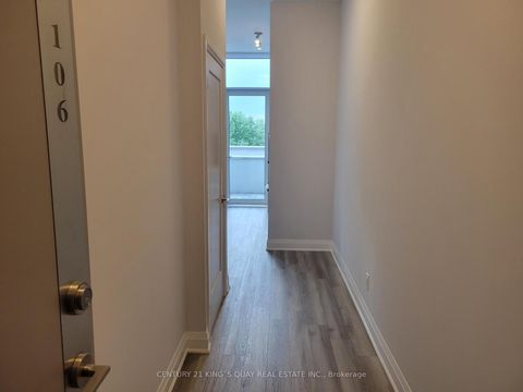 Photo 4 at 106 - 3220 Sheppard Avenue E, Sullivan, Toronto