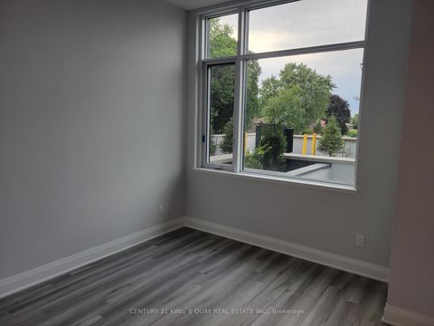 Photo 9 at 106 - 3220 Sheppard Avenue E, Sullivan, Toronto