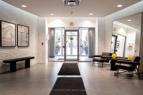 Photo 3 at 810 - 1005 King Street W, Niagara, Toronto