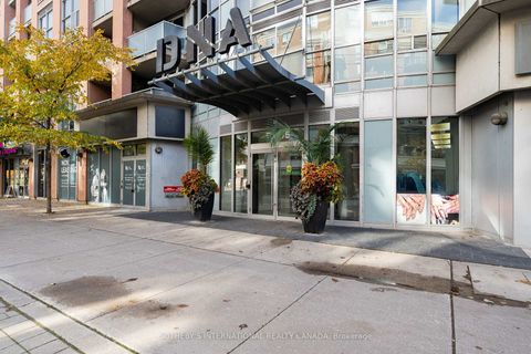 Photo 24 at 810 - 1005 King Street W, Niagara, Toronto