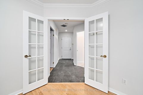 Photo 5 at 203 - 2365 Queen Street E, The Beaches, Toronto