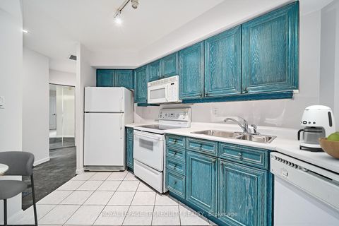 Photo 8 at 203 - 2365 Queen Street E, The Beaches, Toronto