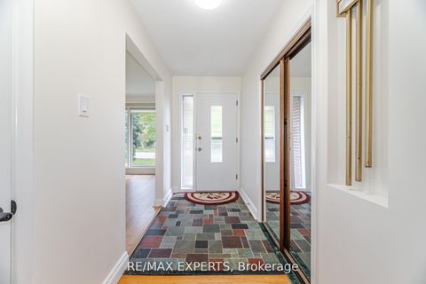 Photo 4 at 42 Cowley Avenue, City Centre West, Toronto