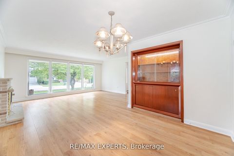 Photo 11 at 42 Cowley Avenue, City Centre West, Toronto