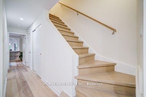 Photo 4 at #12 B - 801 King Street W, Niagara, Toronto
