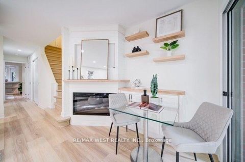 Photo 8 at #12 B - 801 King Street W, Niagara, Toronto