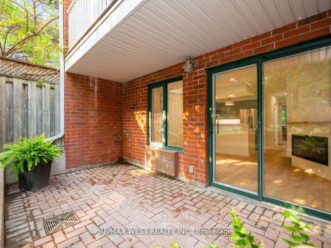 Photo 25 at #12 B - 801 King Street W, Niagara, Toronto