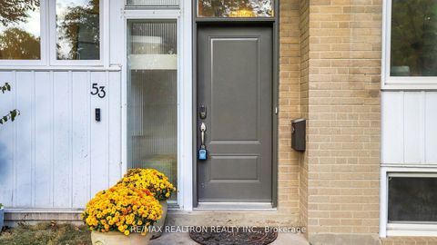 Photo 2 at 53 Wallingford Road, Donalda, Toronto