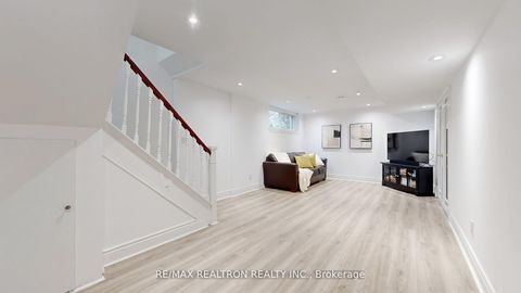 Photo 35 at 53 Wallingford Road, Donalda, Toronto