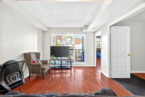 Photo 5 at 2022 - 3035 Finch Ave Avenue W, Humbermede, Toronto