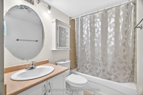 Photo 12 at 2022 - 3035 Finch Ave Avenue W, Humbermede, Toronto