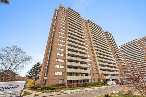 Photo 5 at 1206 - 260 Scarlett Road, Smythe, Toronto