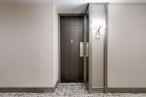 Photo 9 at 1206 - 260 Scarlett Road, Smythe, Toronto