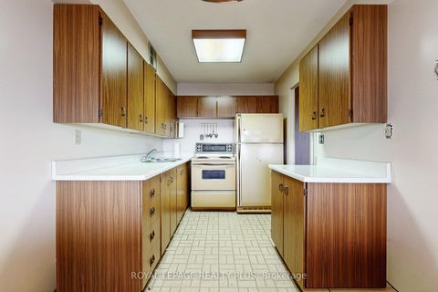 Photo 29 at 1206 - 260 Scarlett Road, Smythe, Toronto