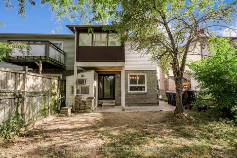 Photo 21 at 122 Valdor Drive, Agincourt North, Toronto