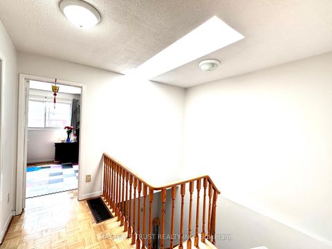 Photo 3 at 53 Montezuma Trail, Agincourt North, Toronto