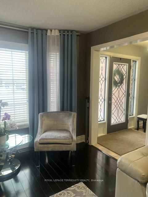 Photo 5 at 25 Jagges Drive, Edgehill Drive, Barrie