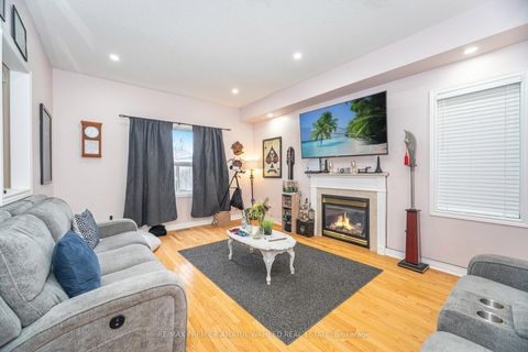 Photo 16 at 3 Imperial Crown Lane, Shore, Barrie