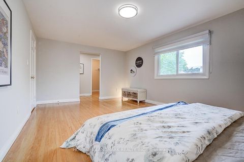 Photo 20 at 89 Whitehorn Crescent, Don Valley Village, Toronto