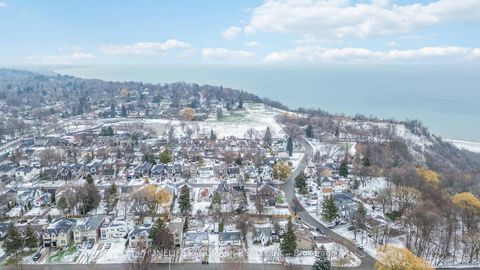 Photo 8 at 81 Brooklawn Avenue, Cliffcrest, Toronto