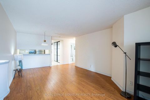 Photo 1 at 1604 - 7 Bishop Avenue, Newtonbrook East, Toronto